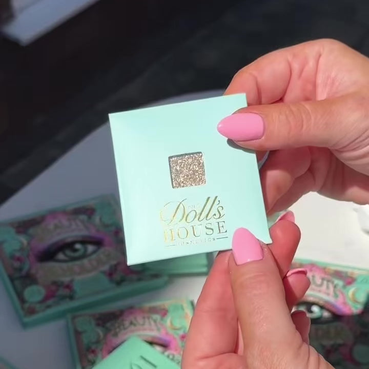 The Story Teller Palette | Empty Magnetic Palette